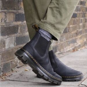 Dr. Martens Embury Leather Casual Chelsea Boots Unisex